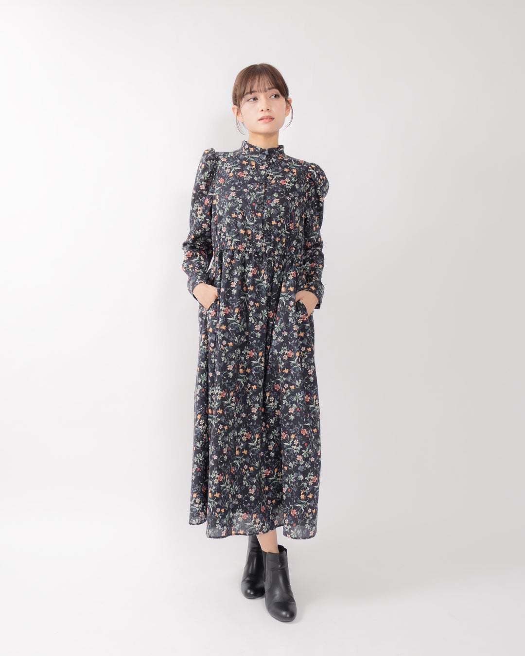 Lois CRAYON | CRAYON ONLINE STORE Lois CRAYON | CRAYON ONLINE STORE